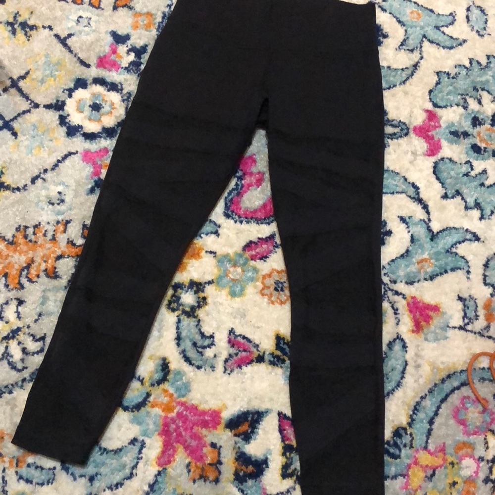 Lululemon High Waist Cropped Mesh Wonder Under